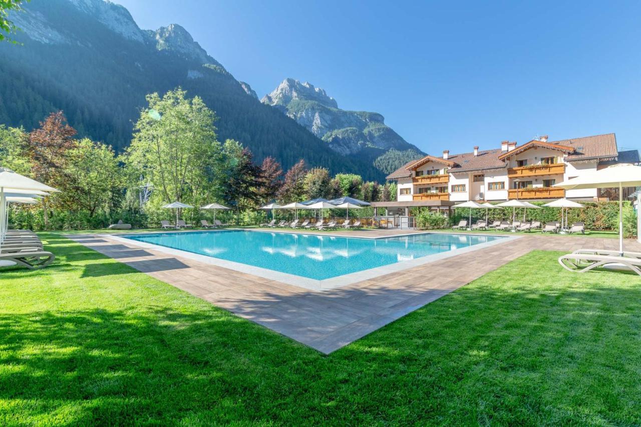 Hotel La Maison Wellness & Spa Alleghe Buitenkant foto